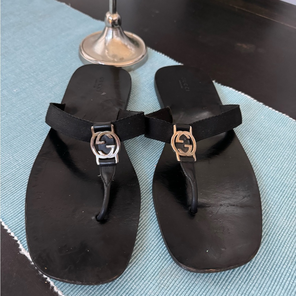 Gucci Black Thong GG Sandals